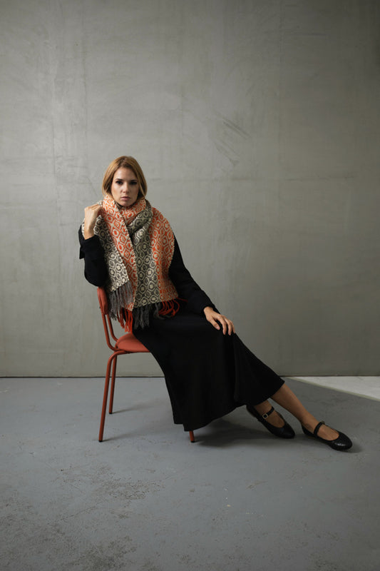 Hand Woven Wool & Silk Scarf Off White/Orange