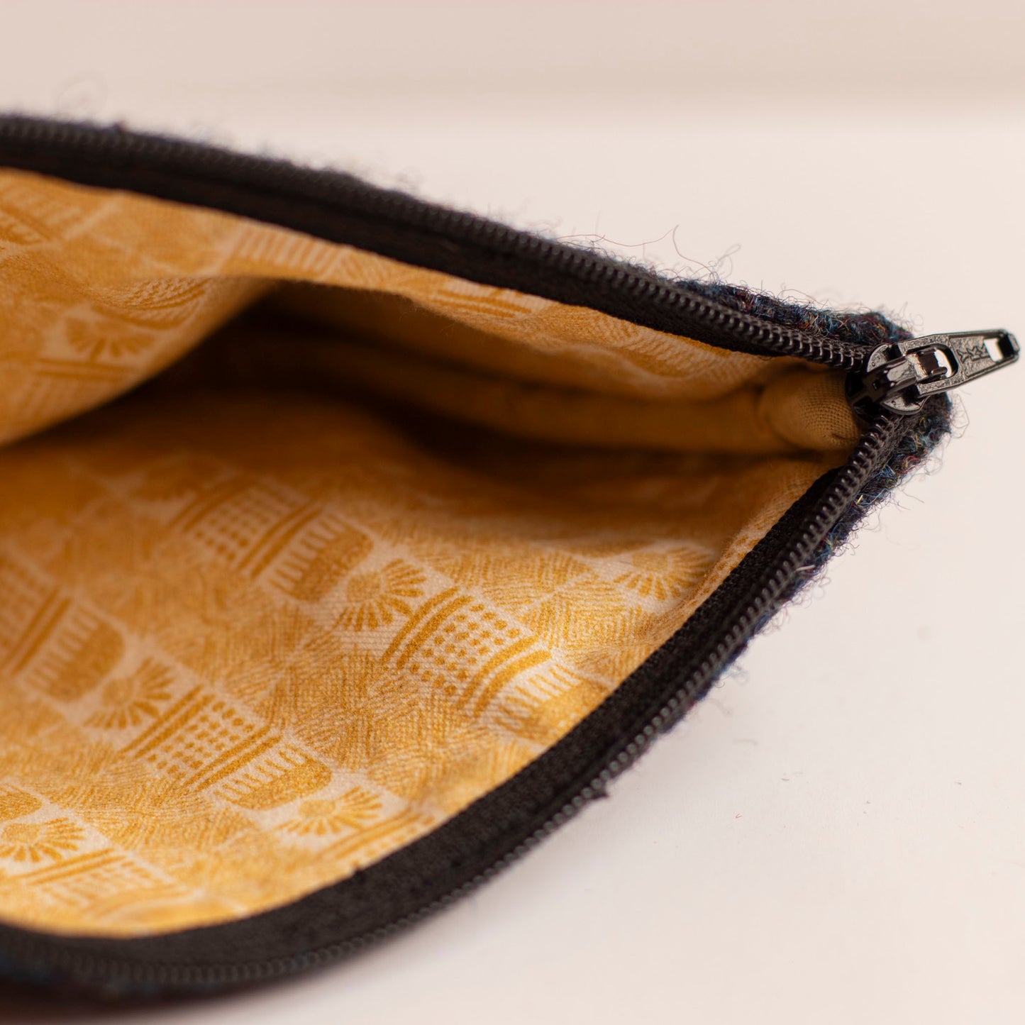 Tie-Dye Lines Print Purse