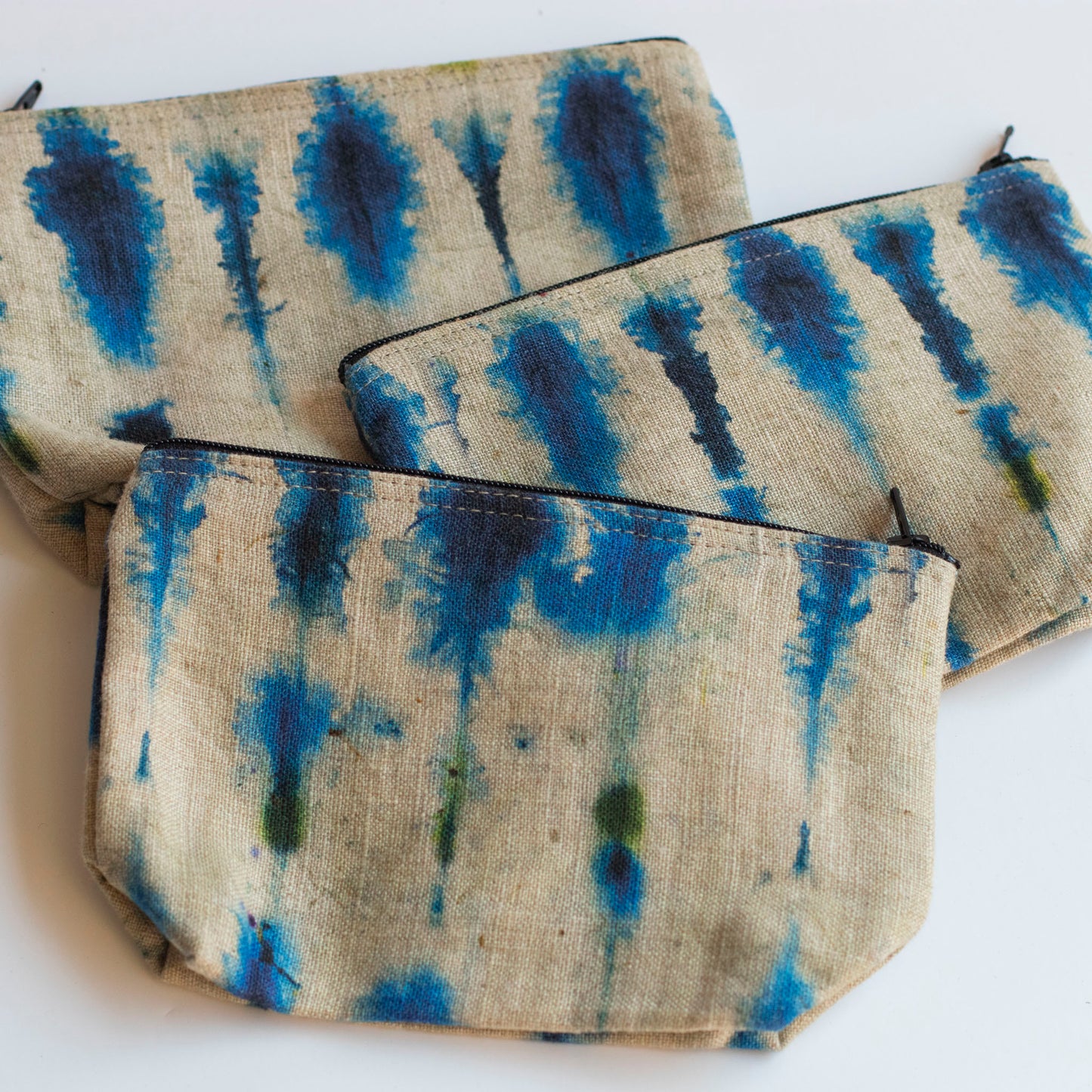 Tie-Dye Lines Print Purse